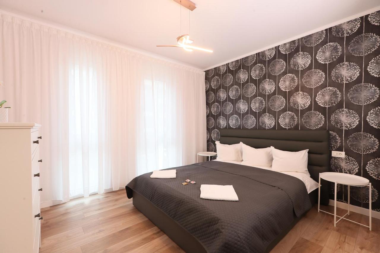 Julia'S Apartment ออราแด ภายนอก รูปภาพ